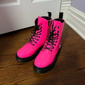 Shiny bright pink combat boots size 8 new without tags
